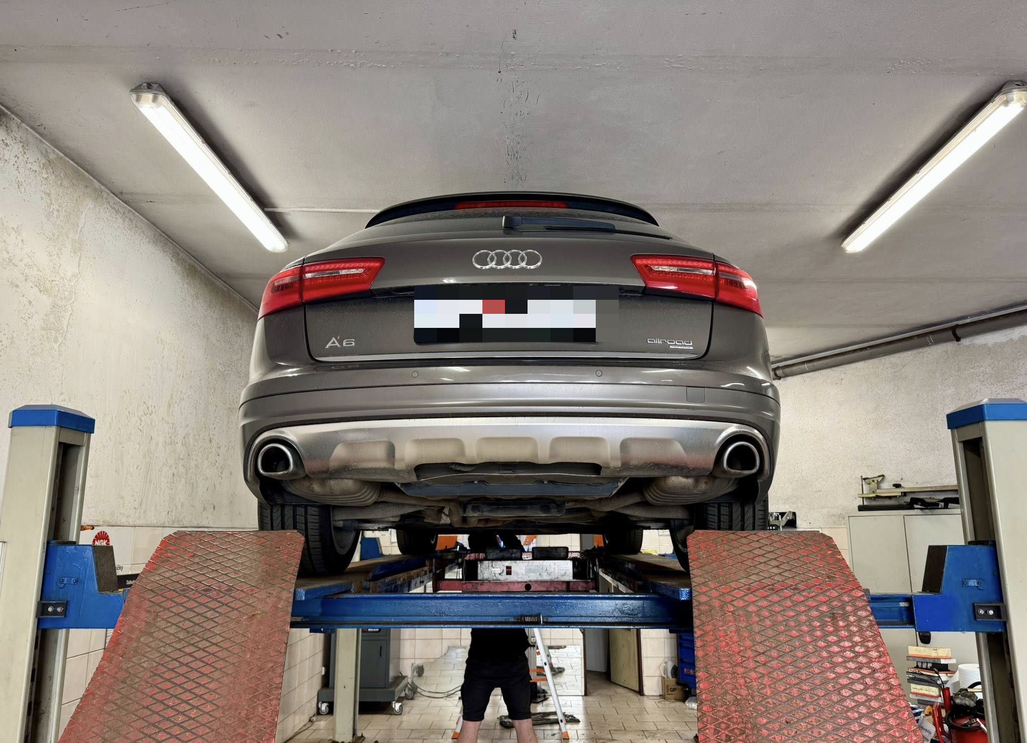 Home Audi RS6 na rampě geometrie – autoservis AUTO BOUŠKA