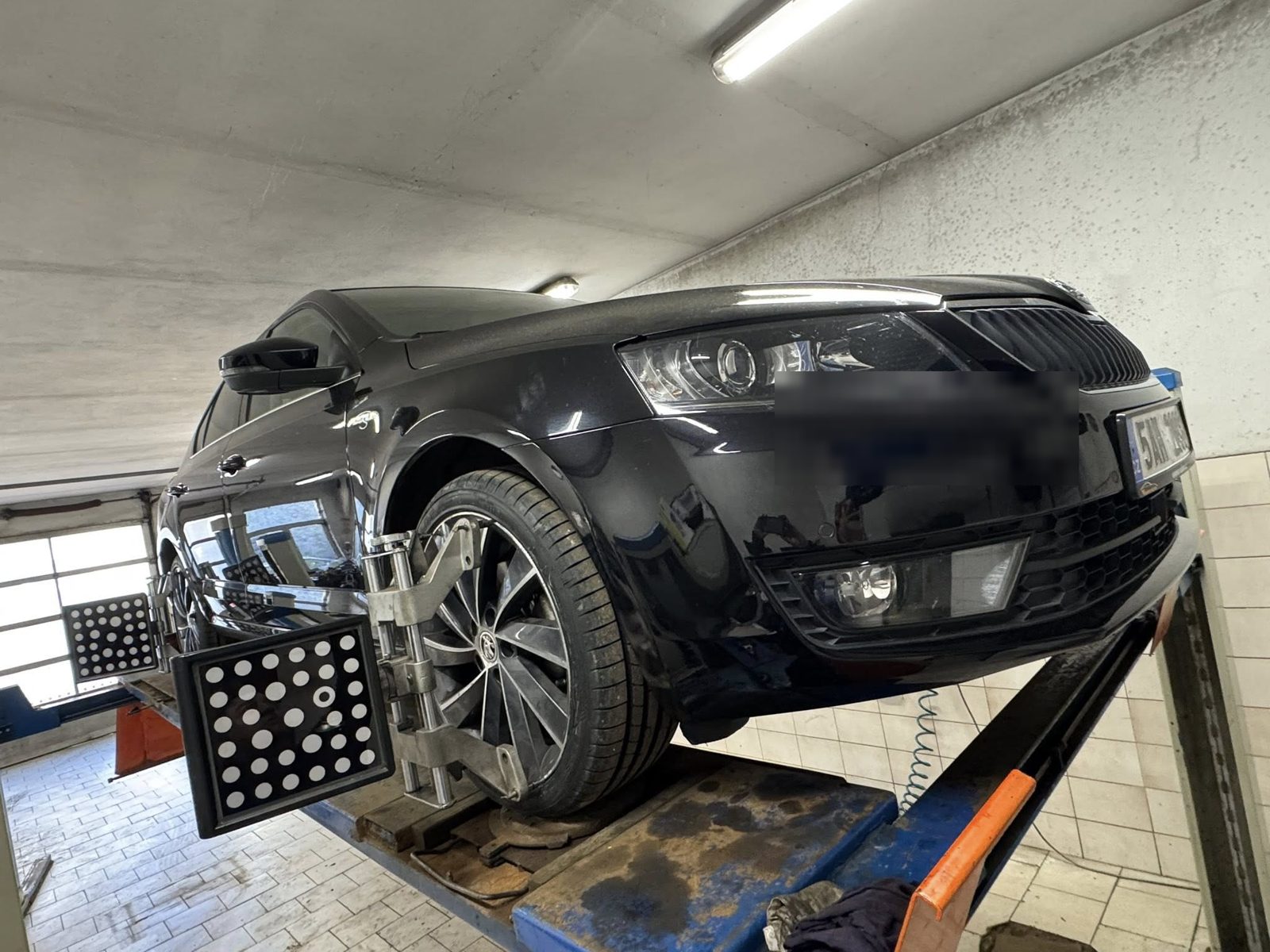 Servis motoru Bentley Continental – autoservis AUTO BOUŠKA