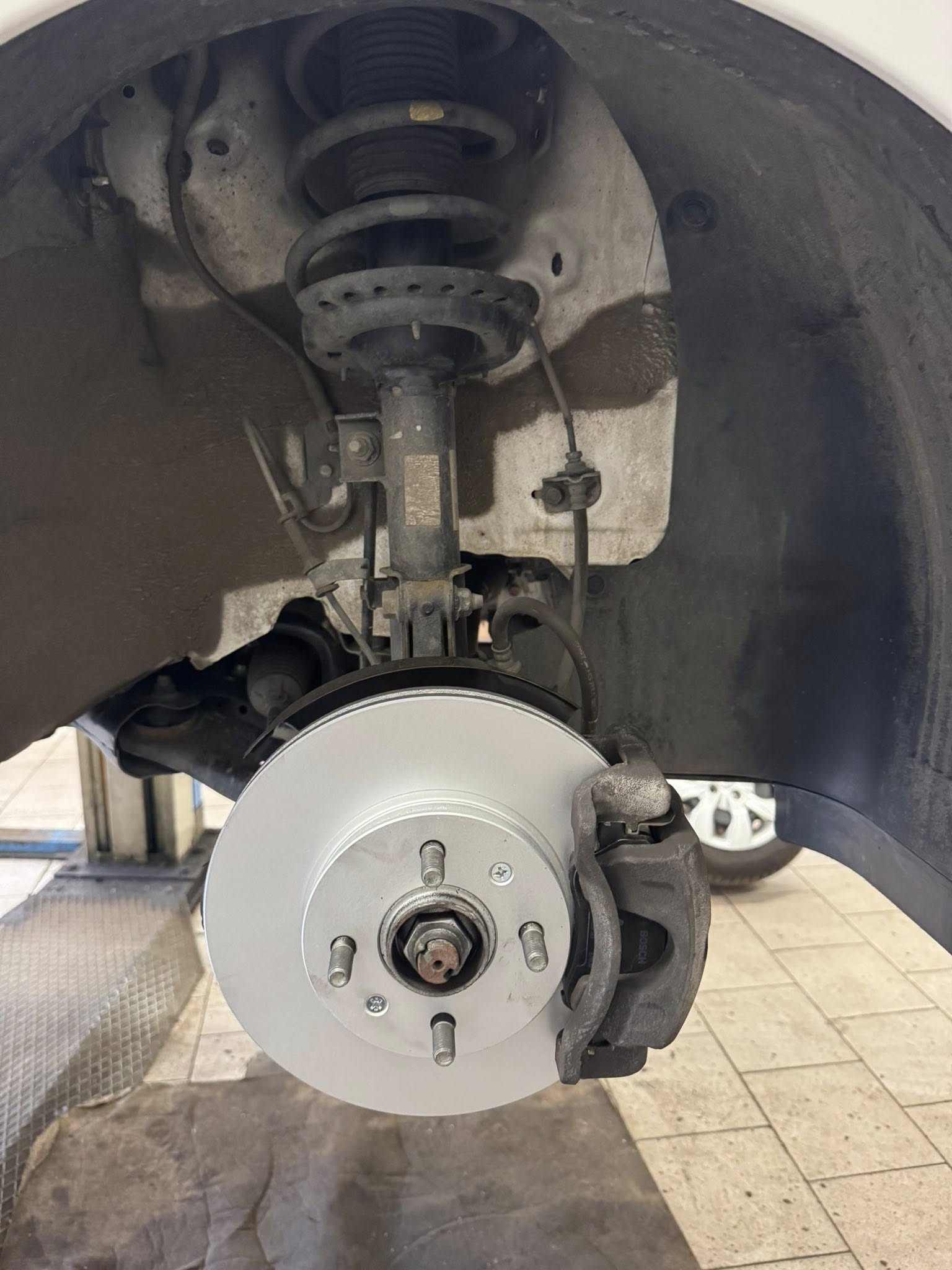 Nový brzdový kotouč – servis brzd AUTO BOUŠKA Roudnice