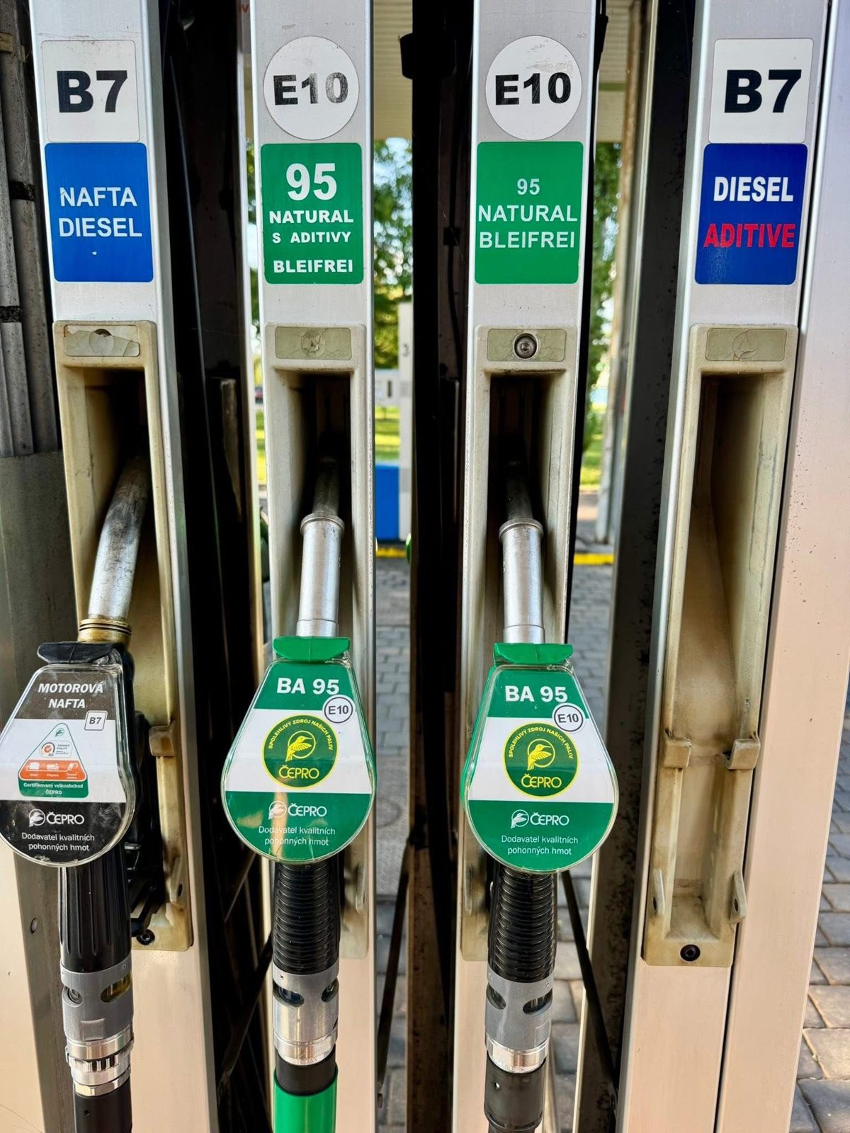 Tankování paliva ČEPRO BA 95 – čerpací stanice AUTO BOUŠKA Štětí